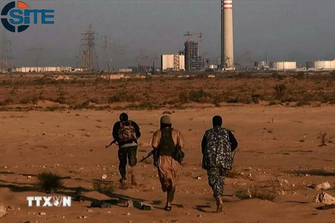 Phiến quân IS tại thành phố Sirte của Libya. (Nguồn: AFP/TTXVN)