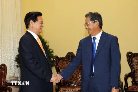 Thủ tướng Nguyễn Tấn Dũng tiếp Đại sứ Nhật Bản tại Việt Nam Hiroshi Fukada đến chào xã giao. (Ảnh: Đức Tám/TTXVN)