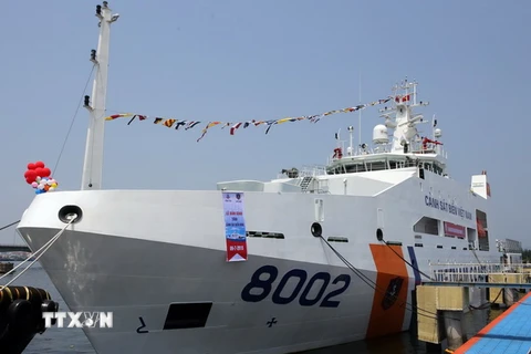 Tàu cảnh sát biển CSB 8002. (Ảnh: Trần Lê Lâm/TTXVN)