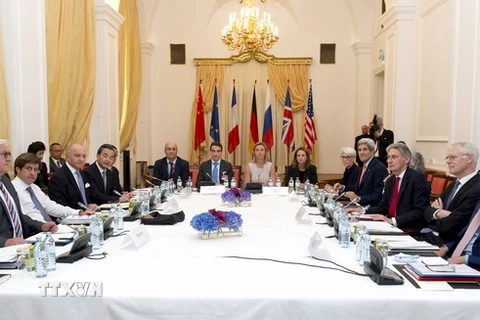 Toàn cảnh vòng đàm phán về vấn đề hạt nhân giữa Iran và nhóm P5+1 tại Vienna, Áo ngày 7/7. (Nguồn: AFP/TTXVN)