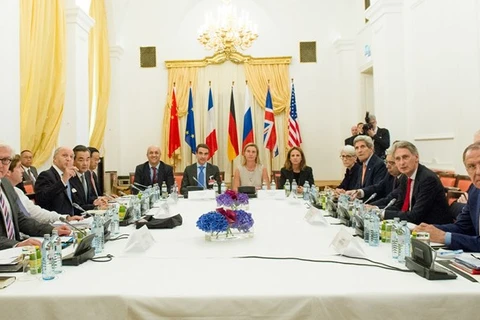 Toàn cảnh vòng đàm phán về vấn đề hạt nhân giữa Iran và nhóm P5+1 tại Vienna, Áo ngày 7/7. (Nguồn: THX/TTXVN)