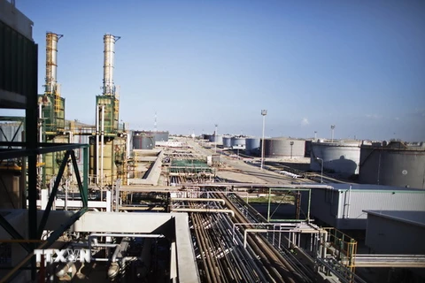 Cơ sở lọc dầu Zawiya cách thủ đô Tripoli, Libya khoảng 40km về phía Tây. (Nguồn: AFP/TTXVN)