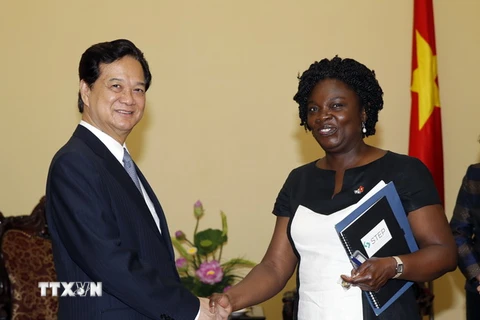 Thủ tướng Nguyễn Tấn Dũng tiếp bà Victoria Kwakwa, Giám đốc Ngân hàng Thế giới (WB) tại Việt Nam. (Ảnh: Đức Tám/TTXVN)