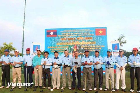 Giao lưu thể thao mừng 70 năm ngày truyền thống Lực lượng Công an Việt Nam tại Lào. (Ảnh: Phạm Kiên/Vietnam+)