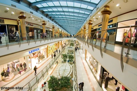Một trung tâm mua sắm tại Séc. (Nguồn: prague-stay.com)