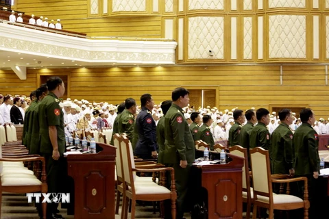 Các đại biểu tham dự phiên họp thường kỳ lần thứ 12 của Hạ viện Myanmar tại Nay Pyi Taw ngày 18/8. (Nguồn: THX/TTXVN)