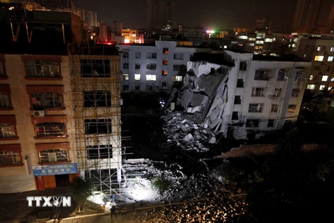 Hiện trường vụ nổ tại Liễu Thành ngày 30/9. (Nguồn: Reuters/TTXVN)