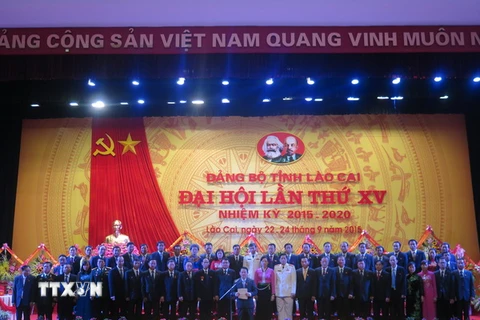 Ra mắt Ban chấp hành Đảng bộ tỉnh Lào Cai khóa XV (nhiệm kỳ 2015-2020). (Ảnh: Lục Văn Toán/TTXVN)