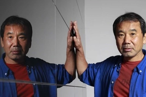 Nhà văn Haruki Murakami (Ảnh: The Guardian)