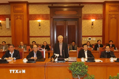 Tổng Bí thư Nguyễn Phú Trọng, Trưởng Tiểu ban Văn kiện Đại hội XII của Đảng phát biểu tại cuộc họp. (Ảnh: Trí Dũng/TTXVN)