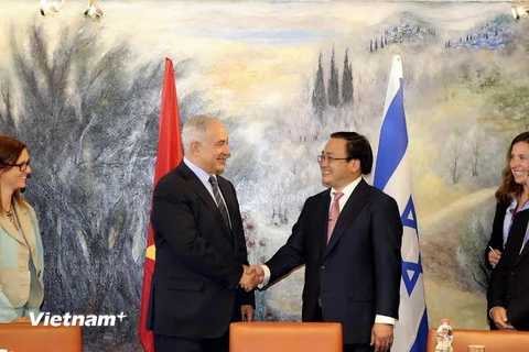 Thủ tướng Israel Benjamin Netanyahu tiếp Phó Thủ tướng Hoàng Trung Hải. (Ảnh: Bùi Hoàn/Vietnam+)