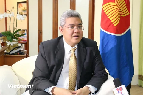 Phó Tổng Thư ký ASEAN Vongthep Arthakaivalvatee. (Ảnh: Trần Hiệp/Vietnam+)