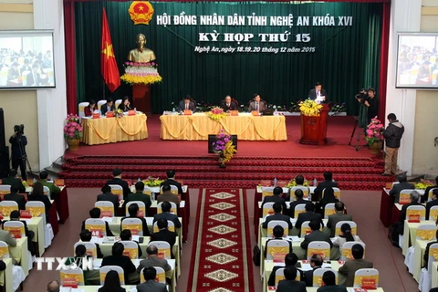  Toàn cảnh buổi lễ khai mạc Kỳ họp thứ 15 Hội đồng nhân dân tỉnh Nghệ An khóa XVI. (Ảnh: Tá Chuyên/TTXVN)