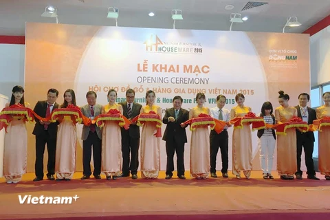 Khai mạc Hội chợ đồ gỗ và gia dụng Việt Nam 2015 tại TP.HCM