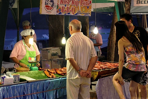 Món ăn đường phố tại Phuket. (Nguồn: mithunonthe.net)
