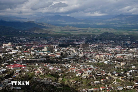 Toàn cảnh thành phố Stepanakert được coi là thủ phủ Nagorny Karabakh ngày 4/4. (Nguồn: AFP/TTXVN)