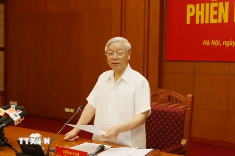 Tổng Bí thư Nguyễn Phú Trọng phát biểu tại Phiên họp. (Ảnh: Trí Dũng/TTXVN)