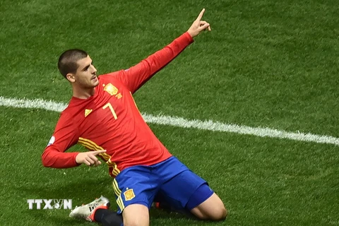 Người hùng của tuyển Tây Ban Nha Alvaro Morata sau khi ghi hai bàn cho đội nhà vào lưới đối thủ. (Nguồn: AFP/TTXVN)