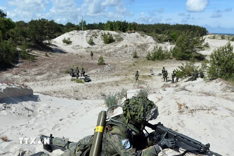 Binh sỹ NATO tham gia tập trận trên biển Baltic. (Nguồn: AFP/TTXVN)