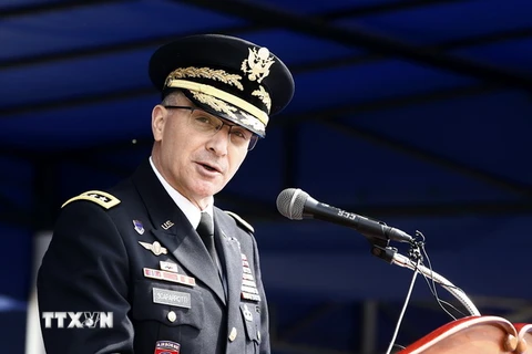 Tướng Curtis M. Scaparrotti phát biểu trong cuộc họp báo tại Seoul ngày 28/4. (Nguồn: AFP/TTXVN)