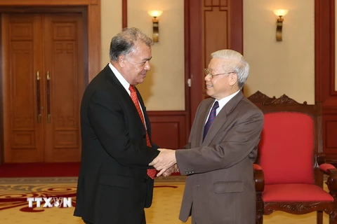 Tổng Bí thư Nguyễn Phú Trọng tiếp Tổng Bí thư Đảng Lao động Mexico Alberto Anaya Gutiérrez sang thăm và làm việc tại Việt Nam. (Ảnh: Trí Dũng/TTXVN)