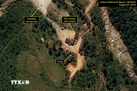  Hình ảnh vệ tinh cho thấy các hoạt động tại bãi thử hạt nhân Punggye-ri của Triều Tiên. (Nguồn: Reuters/TTXVN)