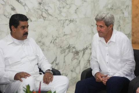 Tổng thống Venezuela Nicolas Maduro có buổi gặp chính thức với Ngoại trưởng Mỹ John Kerry. (Nguồn: Reuters)