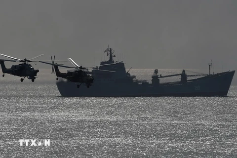 Tàu chiến của hải quân Nga tham gia cuộc tập trận ngày 9/9. (Nguồn: AFP/TTXVN)