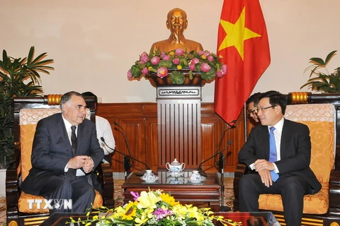 Phó Thủ tướng, Bộ trưởng Ngoại giao Phạm Bình Minh tiếp Thứ trưởng Ngoại giao Chile Edgardo Riveros Marin, đang trong chuyến thăm và làm việc tại Việt Nam. (Ảnh: Nguyễn Khang/TTXVN)