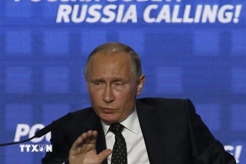 Tổng thống Nga Vladimir Purin tại một diễn đàn về đầu tư ở thủ đô Moskva ngày 12/10. (Nguồn: EPA/TTXVN)
