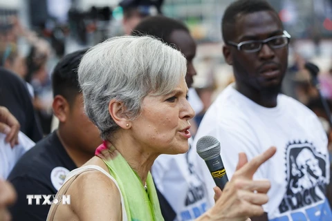 Ứng viên tranh cử Tổng thống của đảng Xanh Jill Stein tại cuộc vận động bầu cử ở Philadelphia, Pennsylvania ngày 27/7. (Nguồn: AFP/TTXVN)
