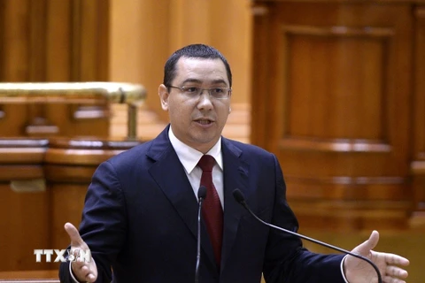 Ông Victor Ponta phát biểu trước Quốc hội ở thủ đô Bucharest, Romania ngày 29/9/2015. (Nguồn: Reuters/TTXVN)