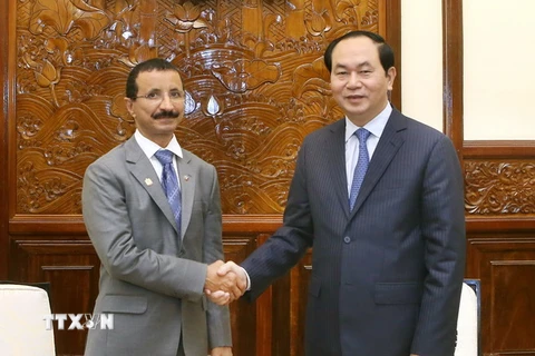 Chủ tịch nước Trần Đại Quang tiếp ông Sultan Ahmed bin Sulayem, Chủ tịch Tập đoàn DP World của Các Tiểu vương quốc Arab Thống nhất (UAE) đang thăm và làm việc tại Việt Nam. (Ảnh: Nhan Sáng/TTXVN)