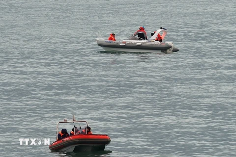 Chiến dịch tìm kiếm cứu hộ trên Biển Đen ngày 25/12. (Nguồn: THX/TTXVN)