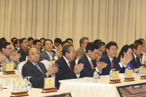 Thủ tướng Nguyễn Xuân Phúc và các đại biểu dự hội nghị. (Ảnh:Thống Nhất/TTXVN)