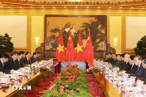 Tổng Bí thư Nguyễn Phú Trọng hội đàm với Tổng Bí thư, Chủ tịch nước Trung Quốc Tập Cận Bình. (Ảnh: Trí Dũng/TTXVN)