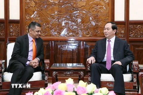 Chủ tịch nước Trần Đại Quang tiếp ông Indronil Sengupta, Tổng Giám đốc Tập đoàn TATA (ẤN Độ) tại Việt Nam. (Ảnh: Nhan Sáng/TTXVN)