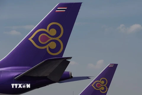 Máy bay của Thai Airways đậu tại sân bay quốc tế Suvarnabhumi ở Bangkok. (Nguồn: AFP/TTXVN)