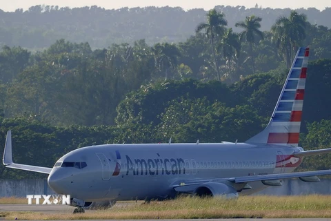 Máy bay của hãng hàng không American Airlines hạ cánh tại sân bay Jose Marti, La Habana, Cuba ngày 28/11/2016. (Nguồn: AFP/TTXVN)
