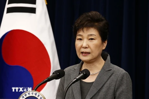 Tổng thống Hàn Quốc Park Geun-hye phát biểu tại Seoul ngày 29/11/2016. (Nguồn: AFP/TTXVN)