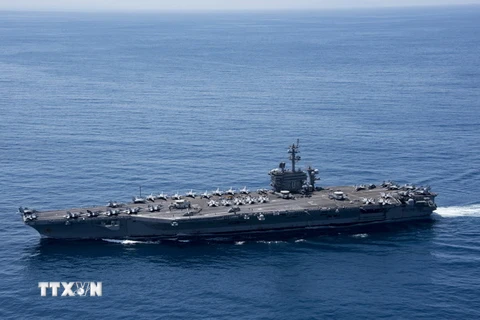 Tàu sân bay USS Carl Vinson. (Nguồn: EPA/TTXVN)