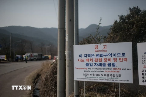 Bên ngoài sân golf ở Seongju, nơi được dùng để bố trí hệ thống THAAD của Mỹ ngày 18/3. (Nguồn: AFP/TTXVN)