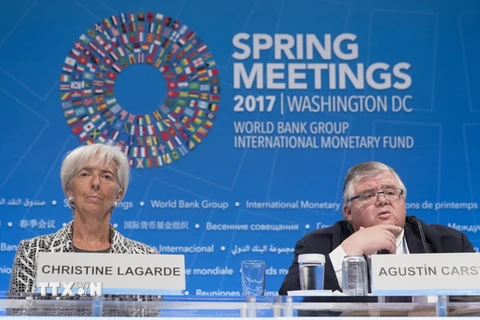 Tổng giám đốc IMF Christine Lagarde ( trái) tại Hội nghị Mùa Xuân của IMF và WB ở Washington, DC ngày 22/4. (Nguồn: AFP/TTXVN)