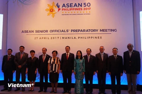 Các đại biểu tham dự cuộc họp các quan chức cấp cao ASEAN SOM ngày 27/4, tại thủ đô Manila (Philippines). (Ảnh: Mỹ Bình/Vietnam+)