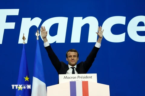 Ông Emmanuel Macron tại cuộc míttinh ở Paris ngày 23/4. (Nguồn: AFP/TTXVN)