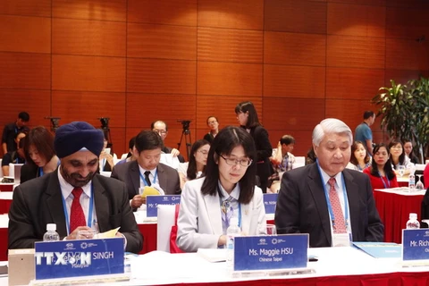 Đại biểu các nền kinh tế APEC tham dự hội thảo về Kết nối Giáo dục và Khởi nghiệp. (Ảnh: Văn Điệp/TTXVN)