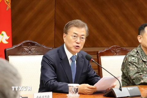 Tổng thống Hàn Quốc Moon Jae-in tiếp tục chỉ trích Triều Tiên sau vụ phóng tên lửa đạn đạo mới nhất của nước này hôm 14/5. (Nguồn: Yonhap/TTXVN)