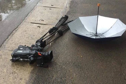 Làm rõ vụ xe ôtô đâm hỏng máy quay phim của phóng viên VTV