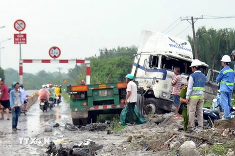 Hiện trường vụ tai nạn. (Ảnh Tuấn Anh/TTXVN)