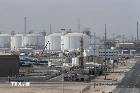 Khu công nghiệp Ras Laffan, cơ sở sản xuất khí gas hóa lỏng của Qatar, do công ty dầu khí Qatar Petroleum quản lý, cách Doha 80km về phía bắc ngày 6/2. (Nguồn: AFP/TTXVN)